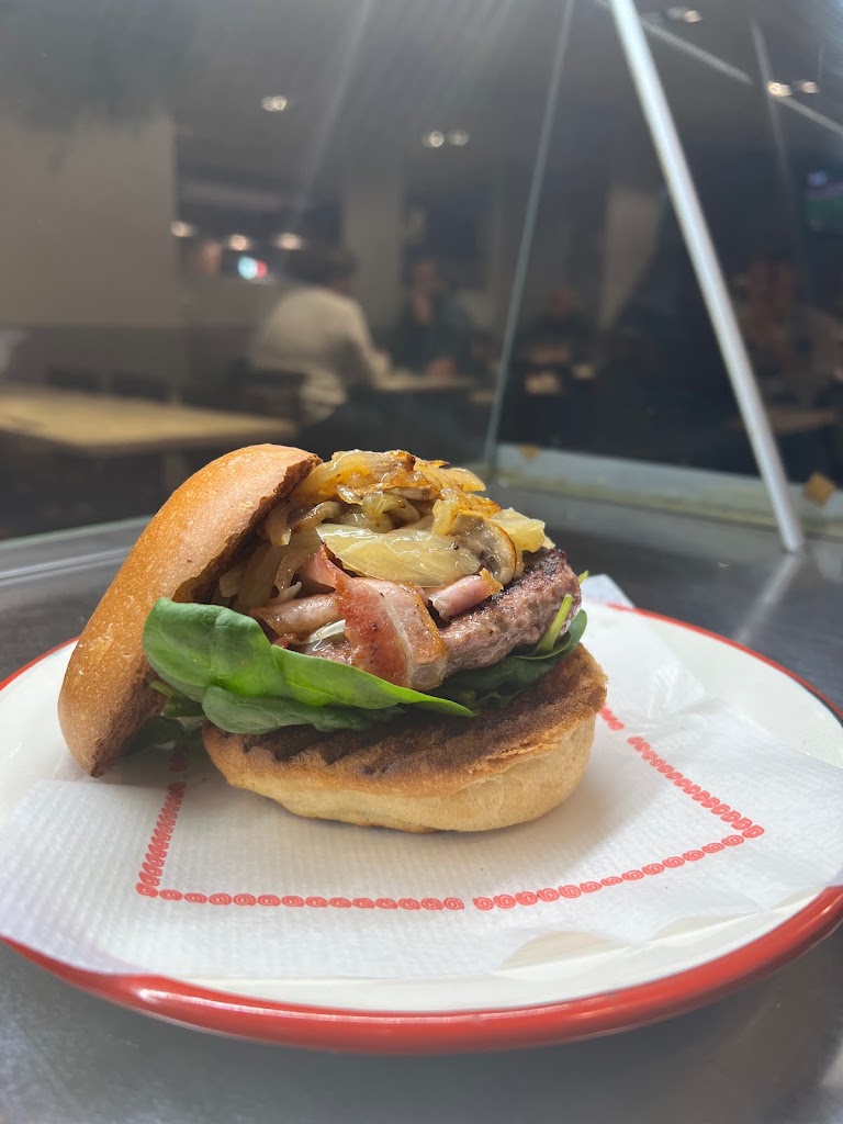 Frankfurt Scorpio — Comida y bebida