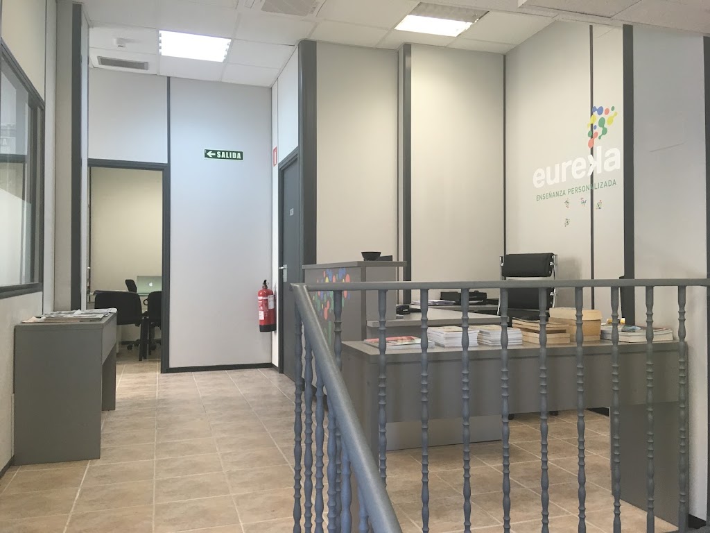 academia eureka ensenanza personalizada euskera irakaskuntza pertsonalizatua — Del propietario
