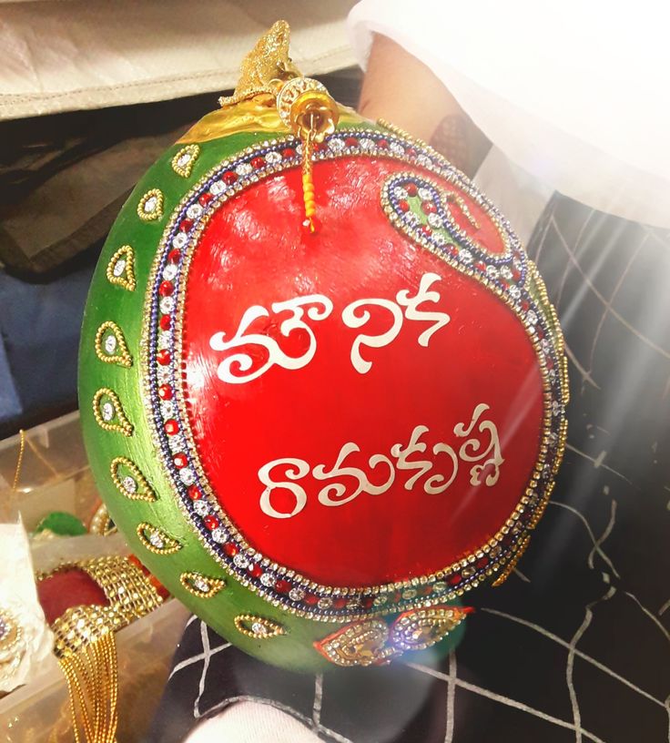 Dollys Beauty Parlour Best Mehndi Designer Makeup Artist