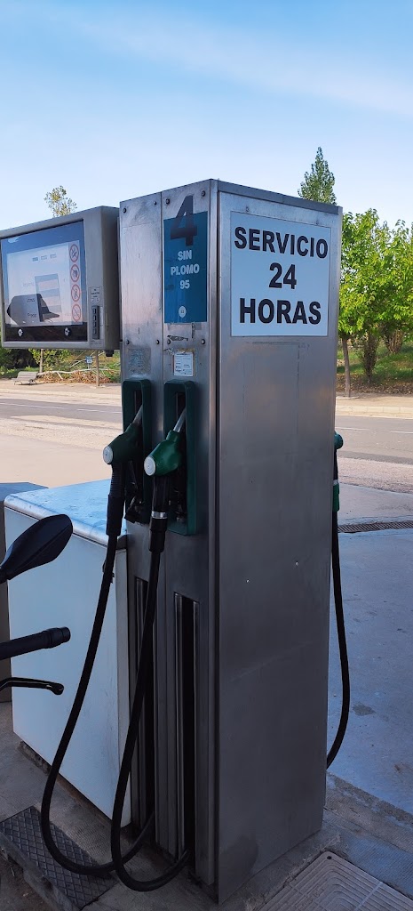 Estacion de Servicio Cardenete