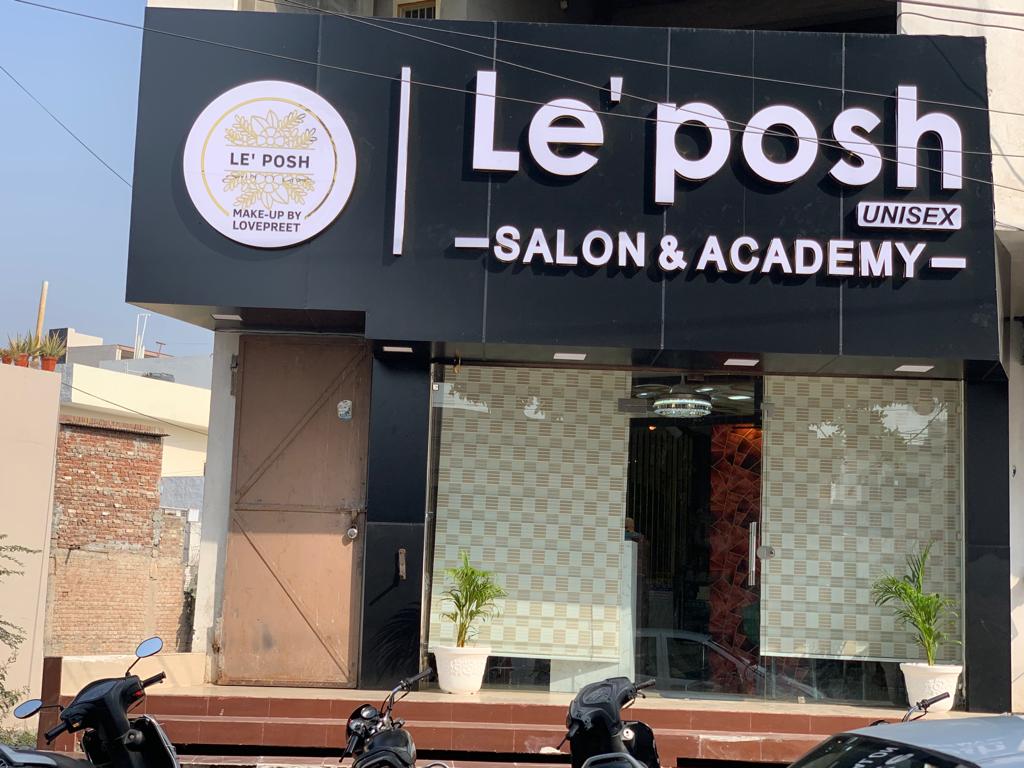 Le Posh Salon Academy
