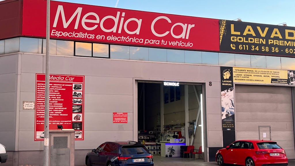 MEDIACAR Castellon - Taller Car Audio Castellon - Pantallas coche - Sonido- Tintado lunas- patinetes elec.
