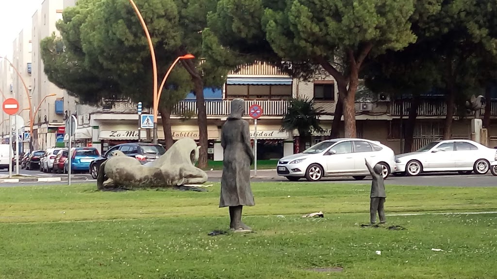 Monumento a la Maternidad (Personas)