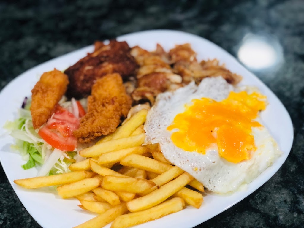 Pak Estambul Kebab — Comida y bebida