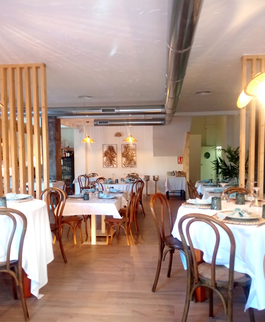 Vaig a Dite Restaurant — Ambiente