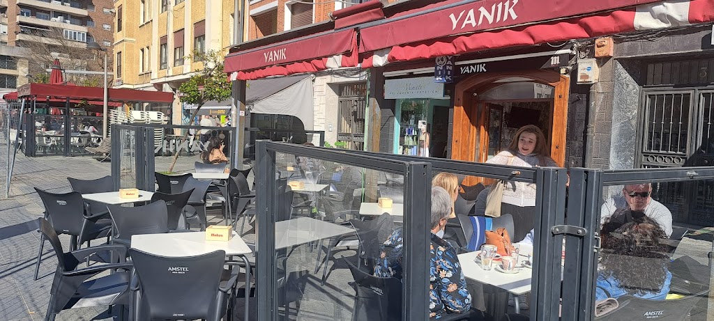 BAR YANIK - Hamburguesas y tapas - GETXO