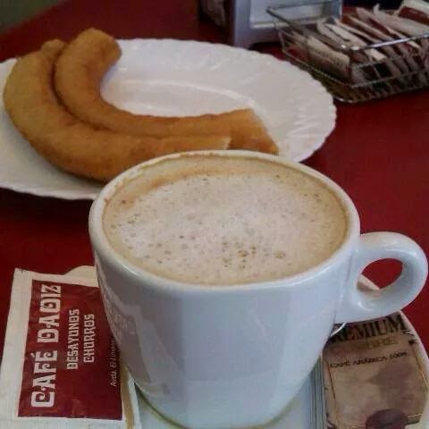 Cafeteria Daoiz — Comida y bebida