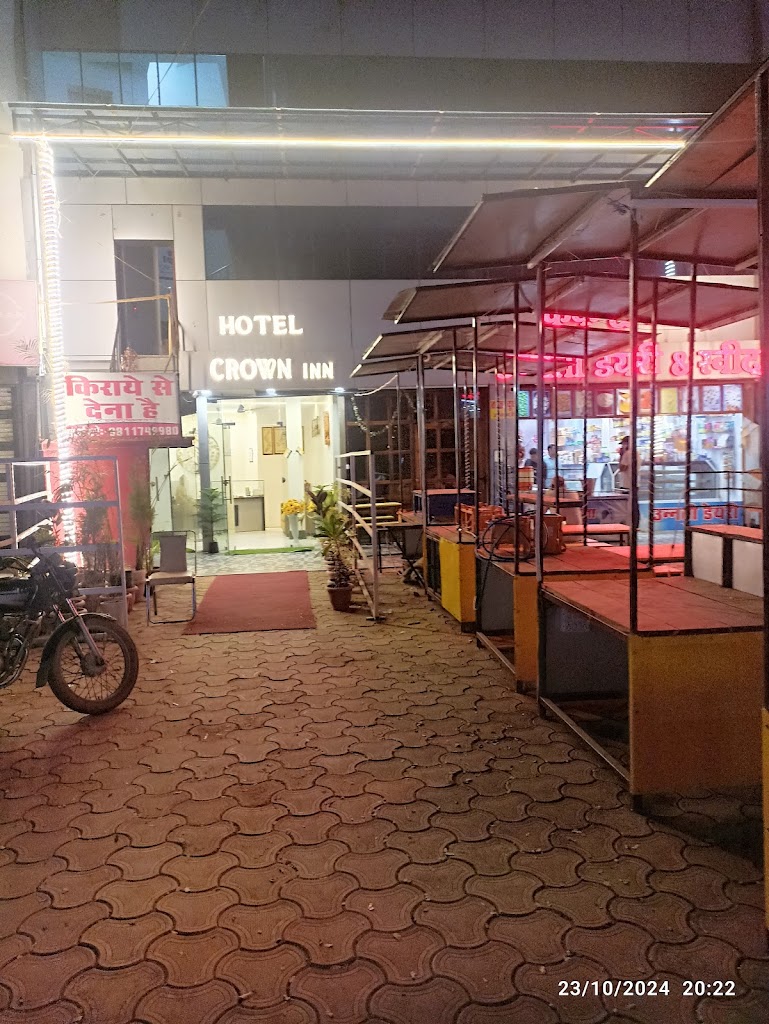Hotel Crown Inn