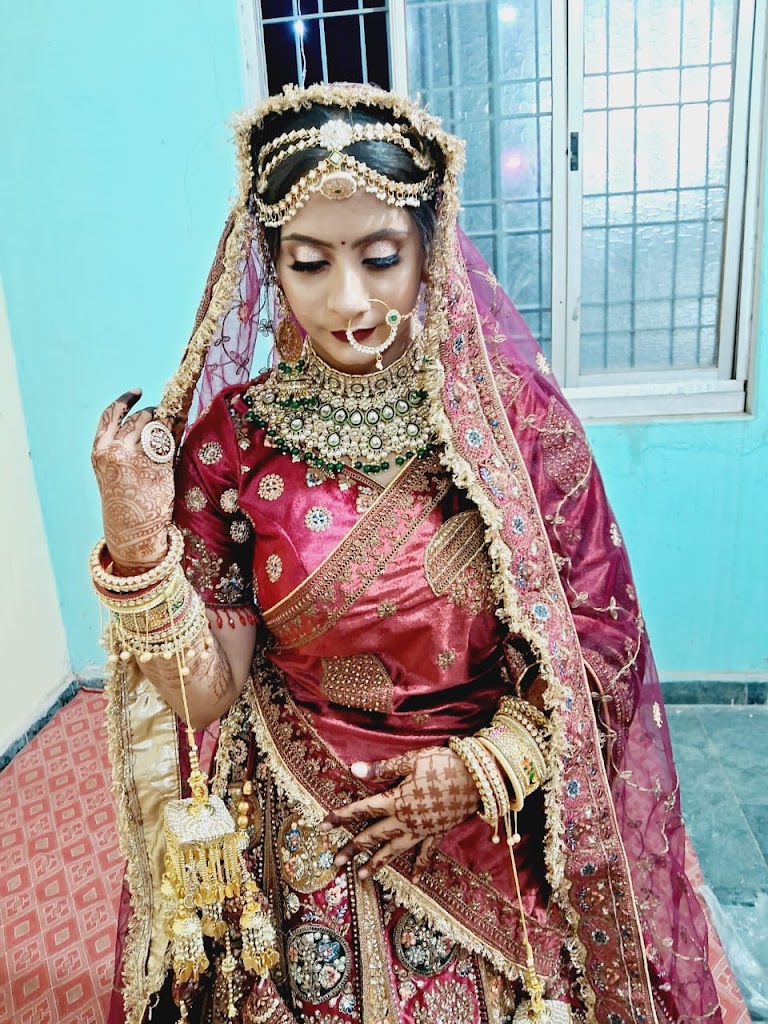 Kritika Beauty Lounge