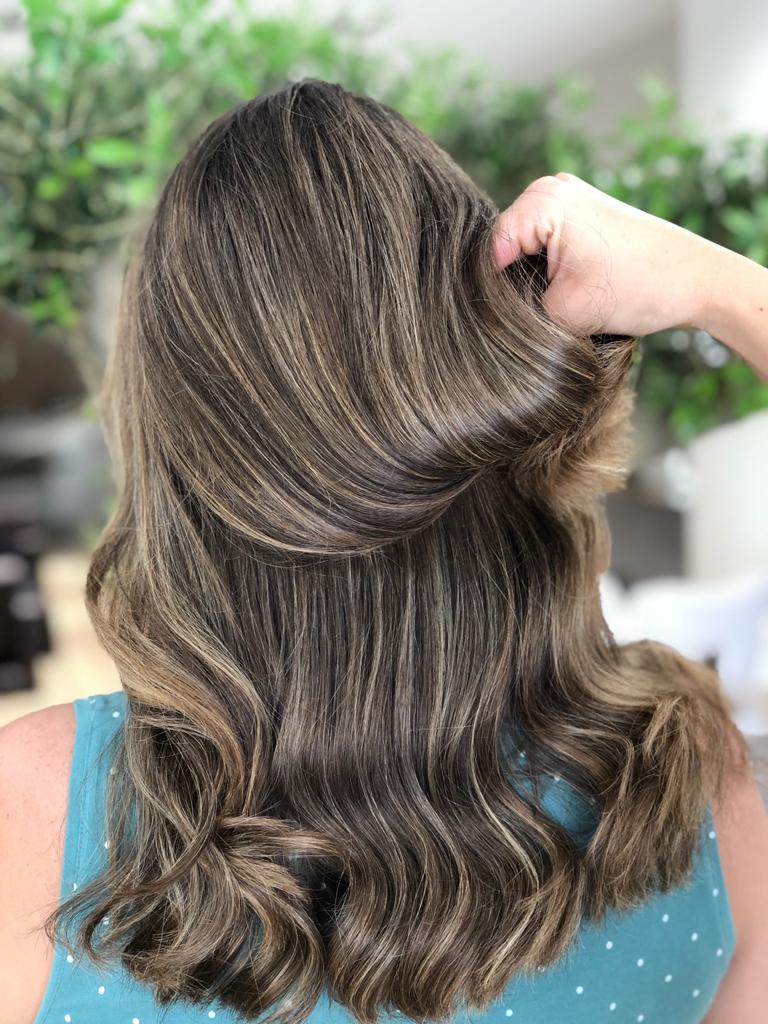 ESSES BEAUTY estilistas — Peinado