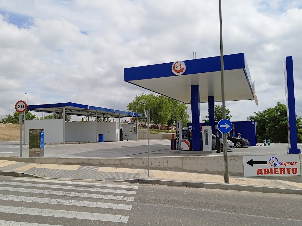 Gasexpress Valladolid - Av. de Salamanca — Estacion de servicio