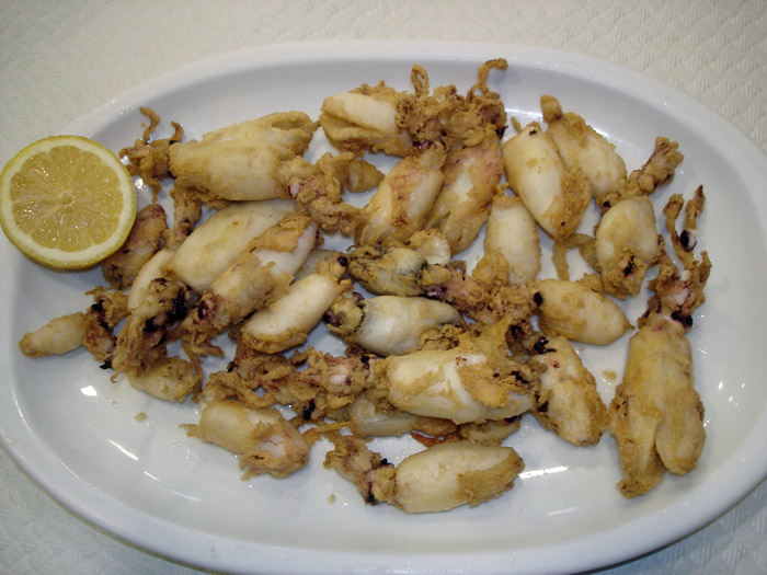 Bodega casa Paco taberna — Comida y bebida