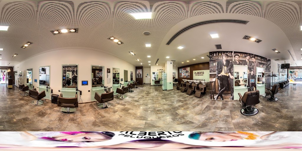 Alberto Peluqueros — Interior