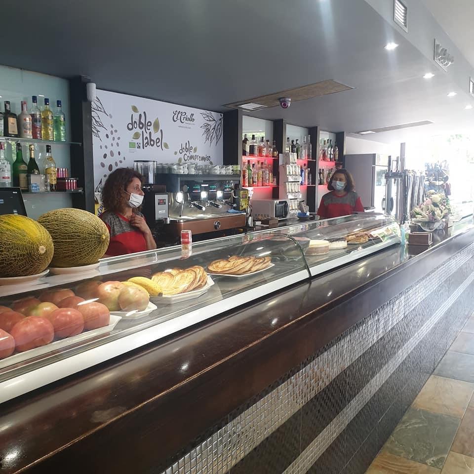 Manhattan Cafe — Ambiente