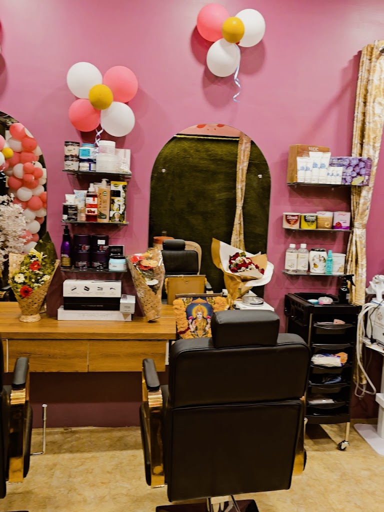 Golden Touch Beauty Salon