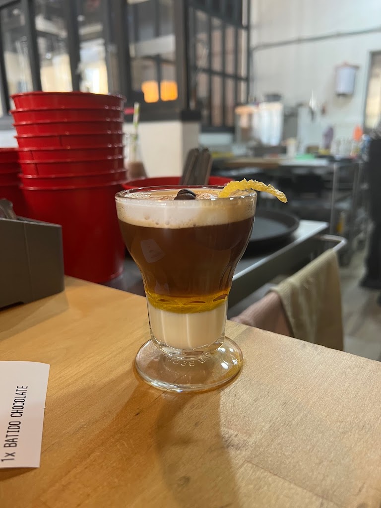 Arte Latte Caffe — Comida y bebida