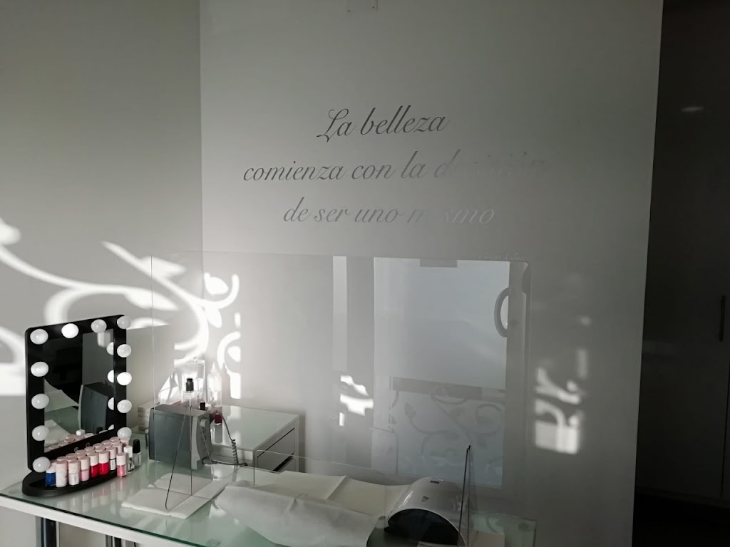 Yolanda Rojano Centro De Estetica Unisex — Del propietario