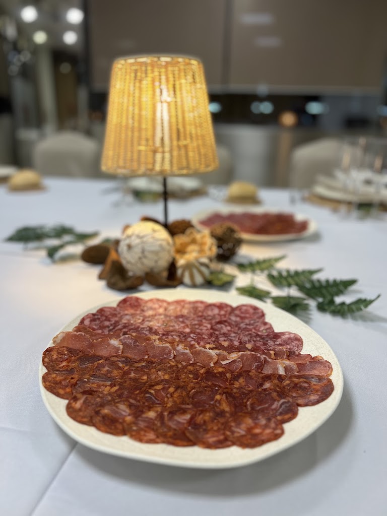 Restaurante Peregrino andujar — Comida y bebida