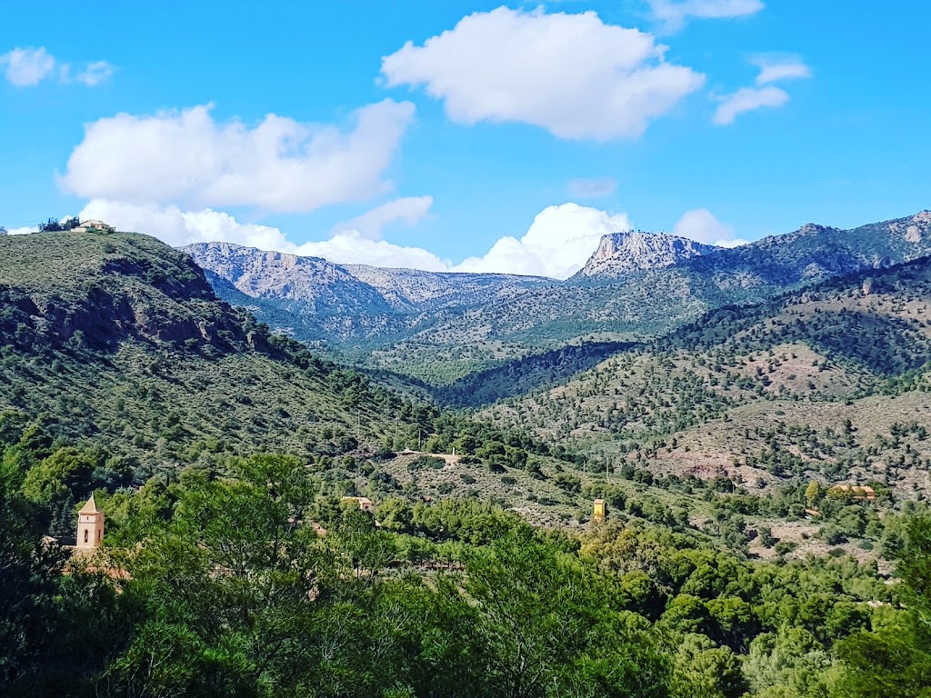 Sagrado Corazon de Jesus y Via Crucis — Sierra Espuna desde La Santa