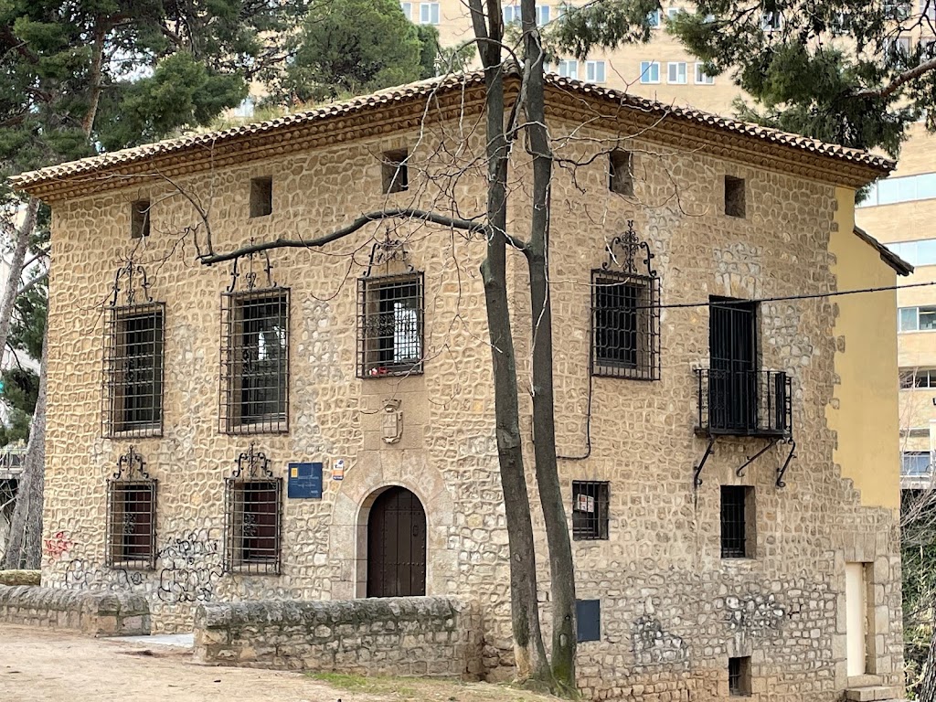Museo de Zaragoza. Seccion de Ceramica