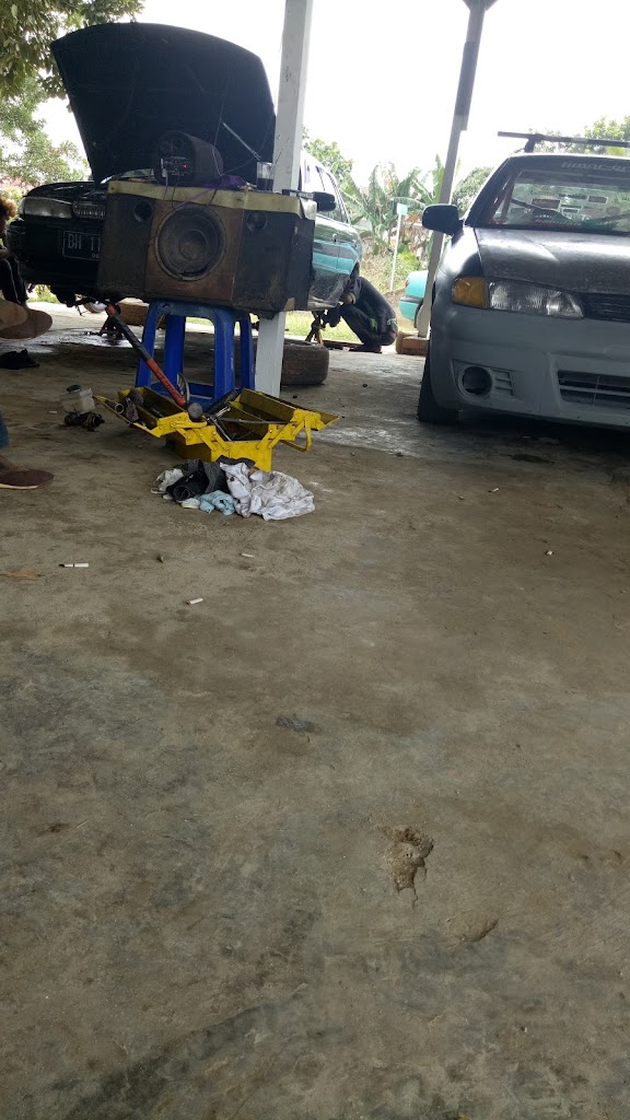 Bengkel Mobil Deo Cakra Mv