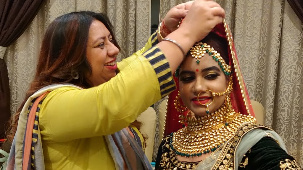 Princess Unisex Salon