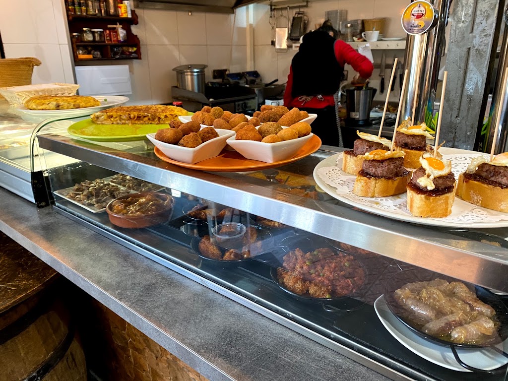 La Tapeta del Mercat — Comida y bebida