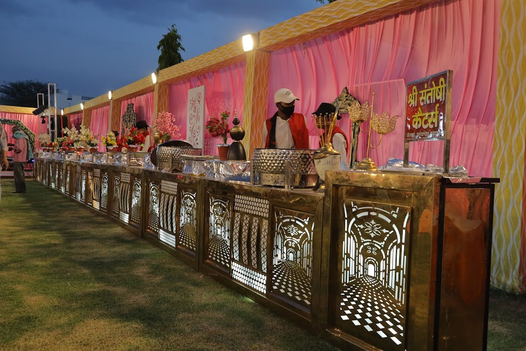 Shri Riddhi Siddhi Vinayak Hotel