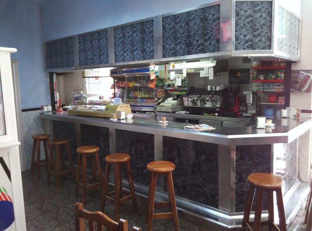 Bar Cafeteria La Palmera - Loterias — Ambiente