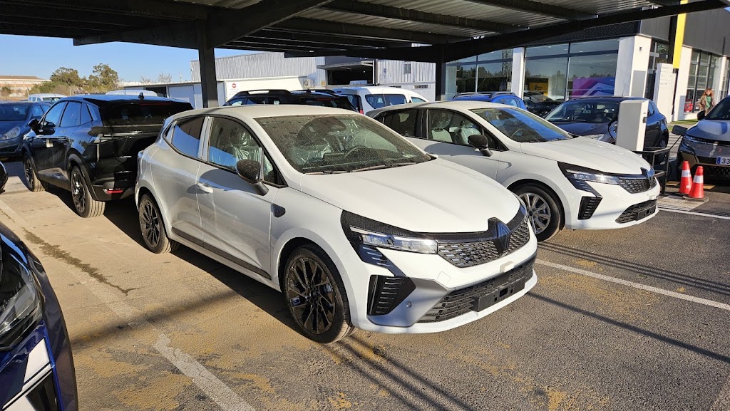 Paddock Premium — Hatchback