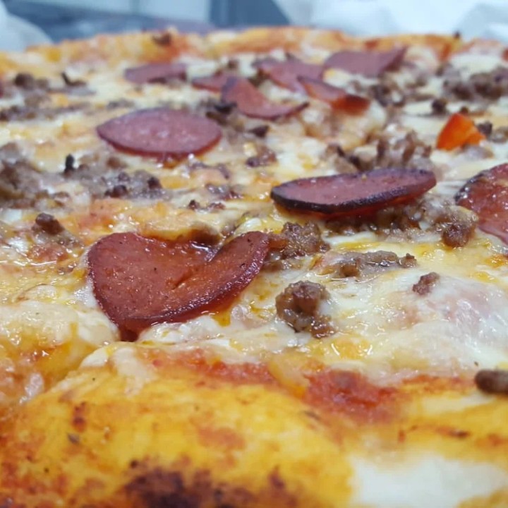 Restaurante Pizzeria Dudu — Del propietario