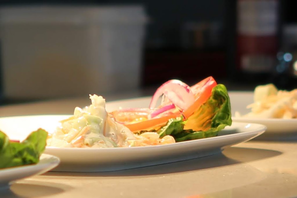 Dante's Pizzeria Steak-House — Comida y bebida
