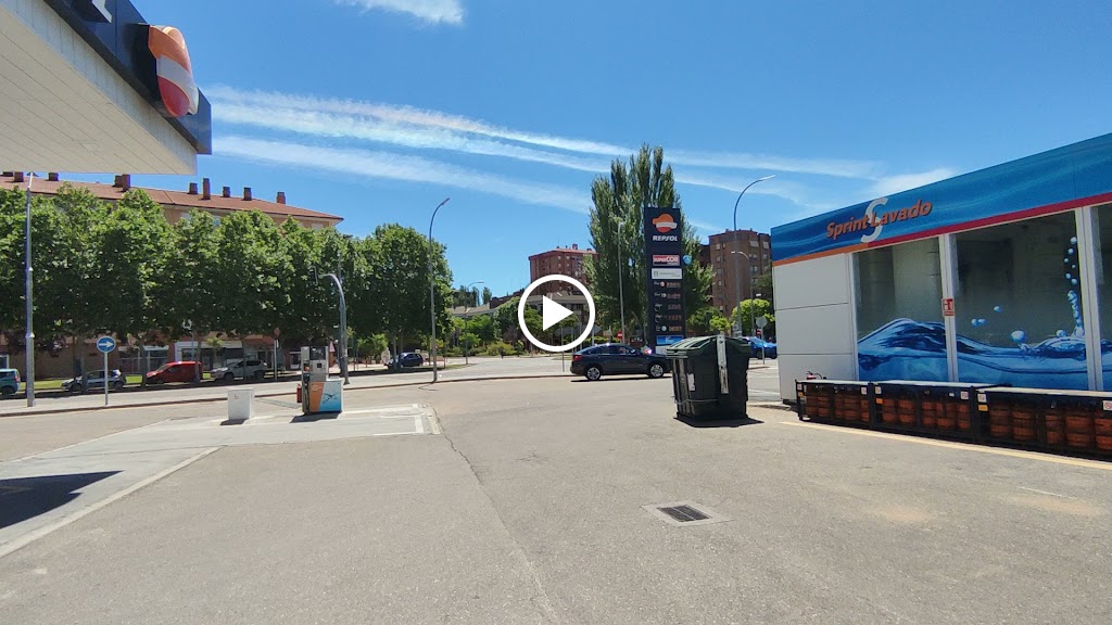 Estacion de Servicio Repsol — Videos
