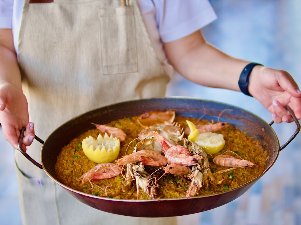 Cerveceria Restaurante La Pergola — Comida y bebida