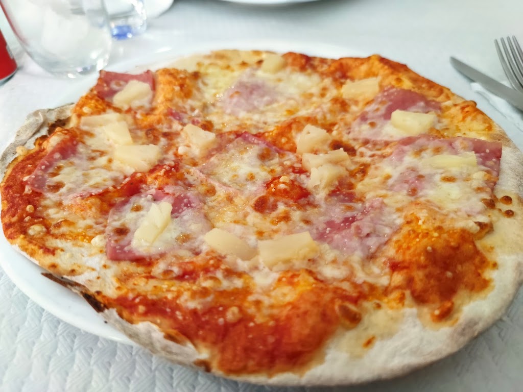 Pizza Charly — Pizza