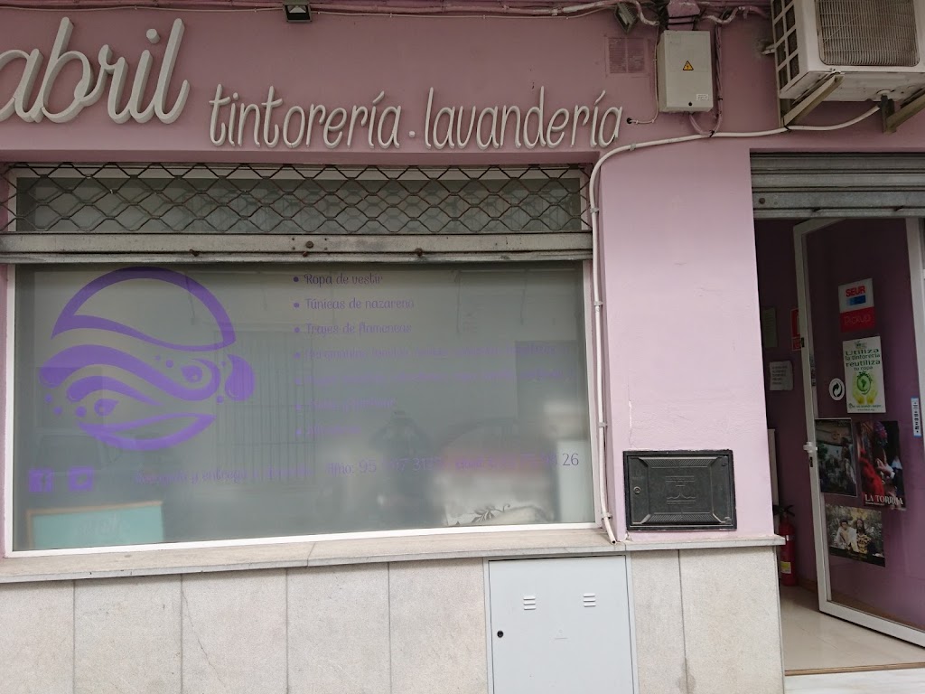 Abril Tintoreria Lavanderia