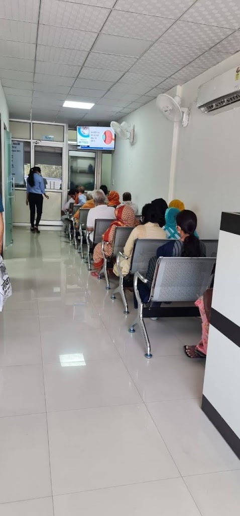 Vedanta Netralya Eye Care Clinic Hapur