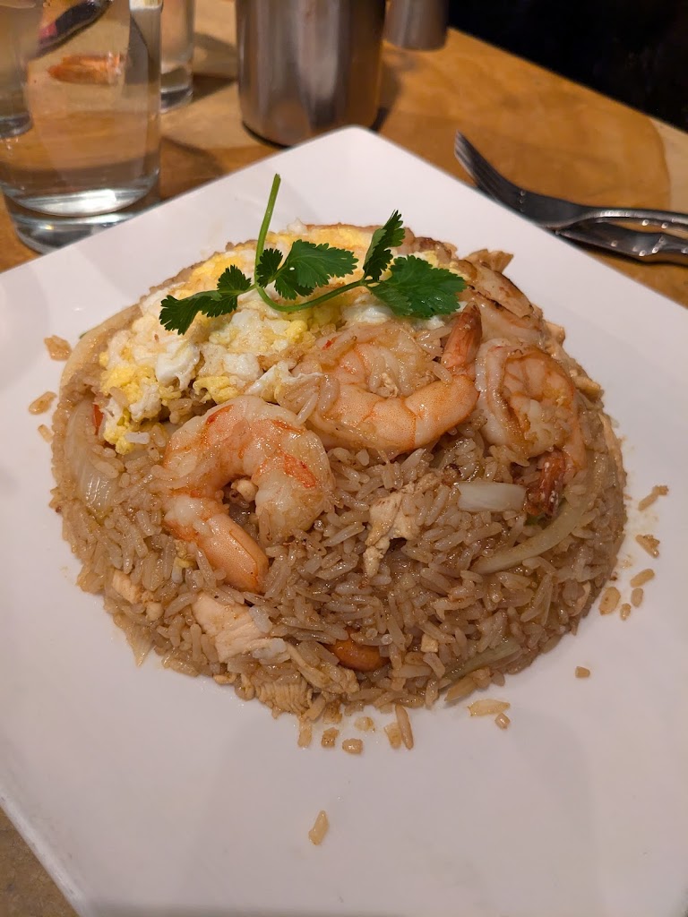 T.H.A.I. In Shirlington Restaurant
