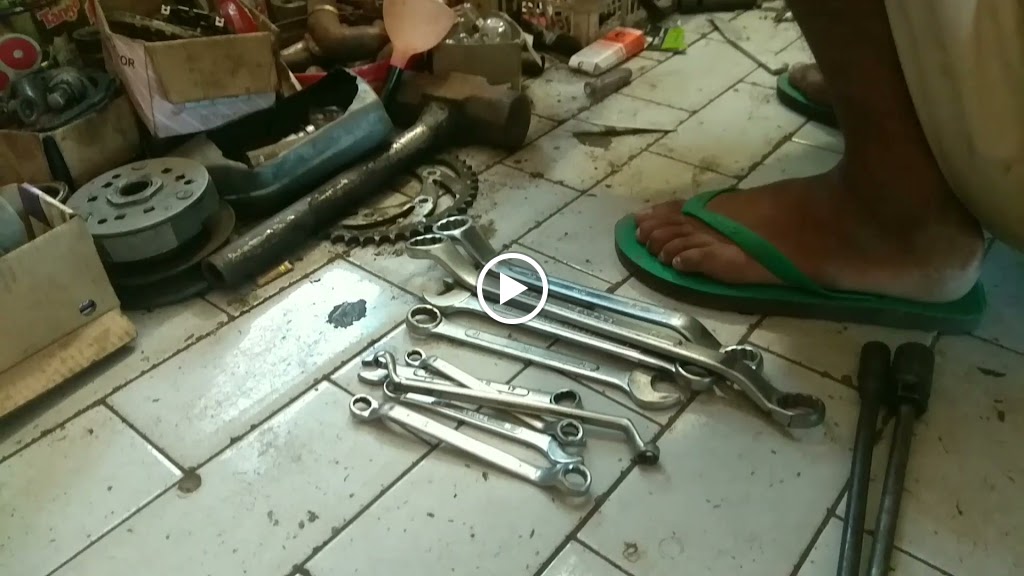 BENGKEL MOTOR GHAIB