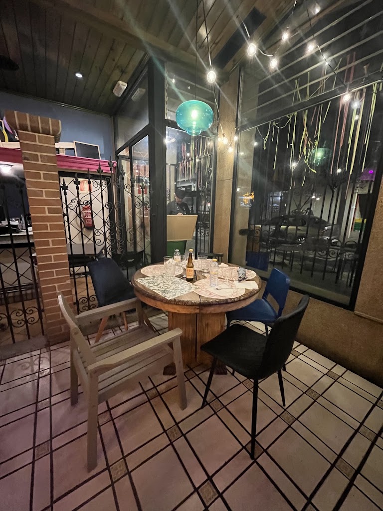 DeCalle street food con xeito — Ambiente