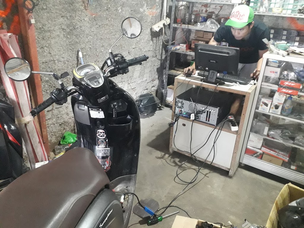 CASTRO MOTOR Bengkel Rumahan