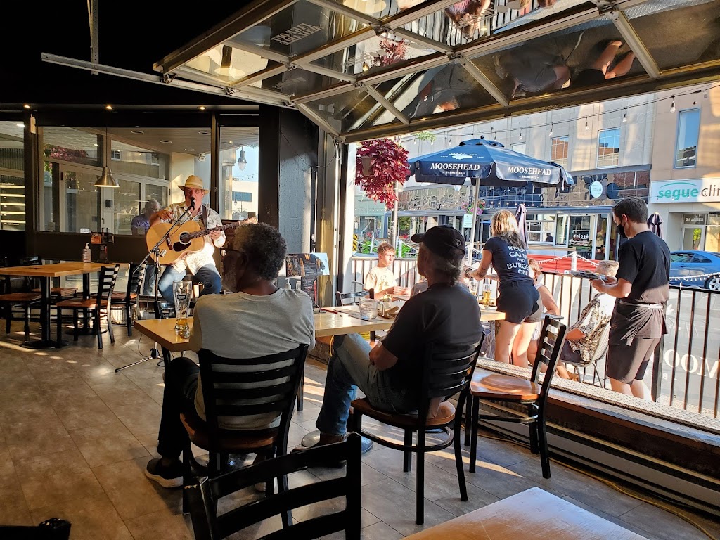 The WORKS Craft Burgers & Beer in St-Catharines