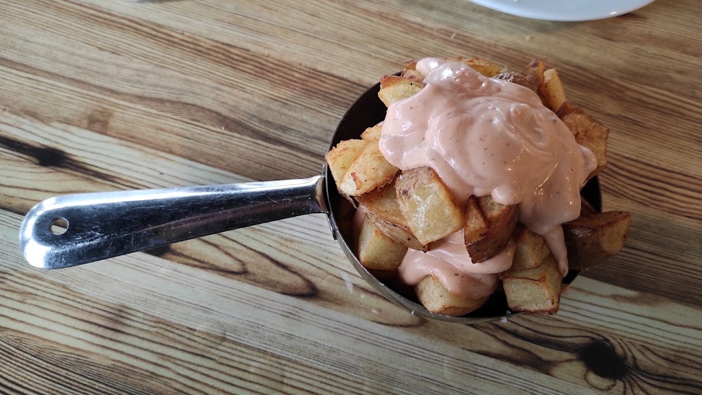 Flambea Gastrobar — Comida y bebida