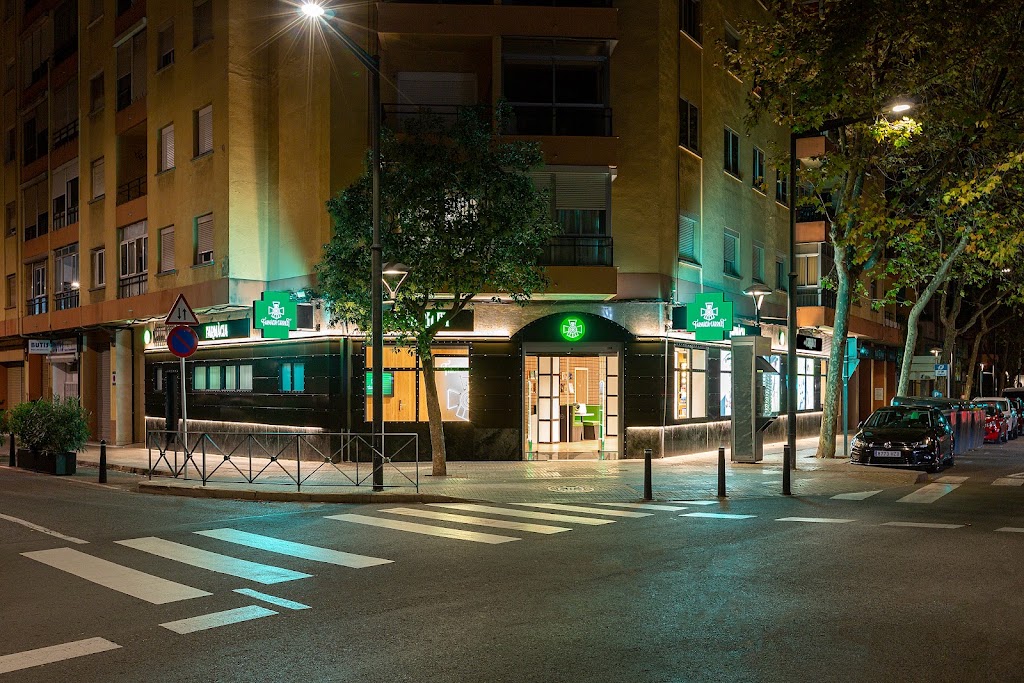Farmacia del Carrilet — Del propietario