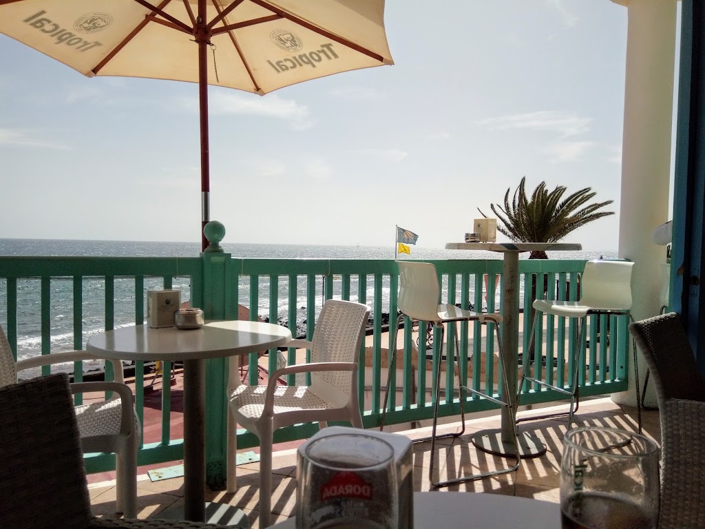 Ocean's Cocktail Bar — Ambiente