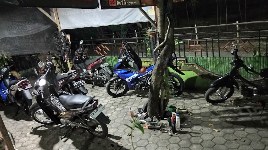 Bengkel Dery