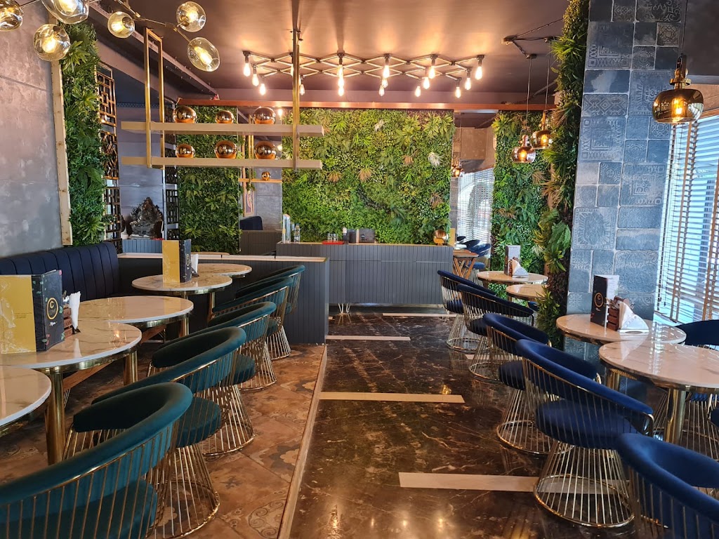 Cosme Horn Please Restaurant Lounge
