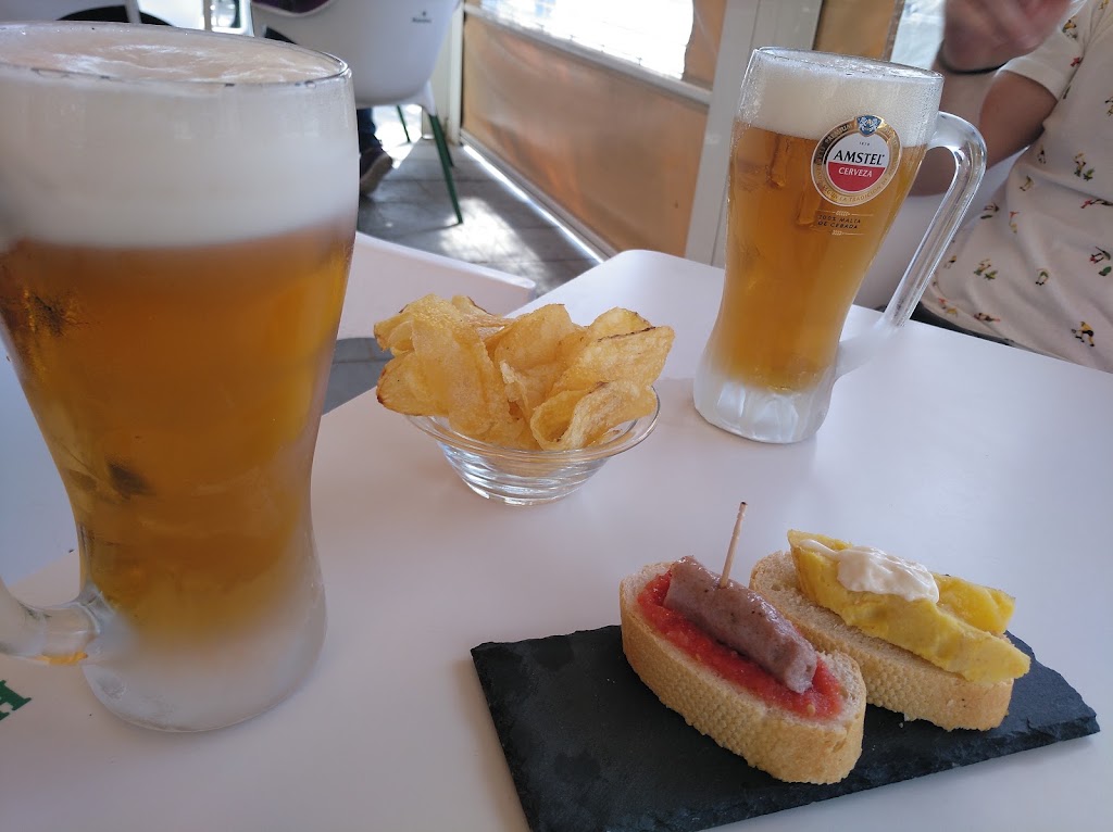 Cafe Parador — Comida y bebida