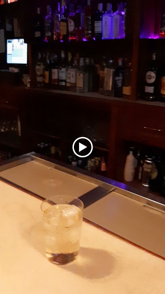Cafe Pub El Plaza — Videos