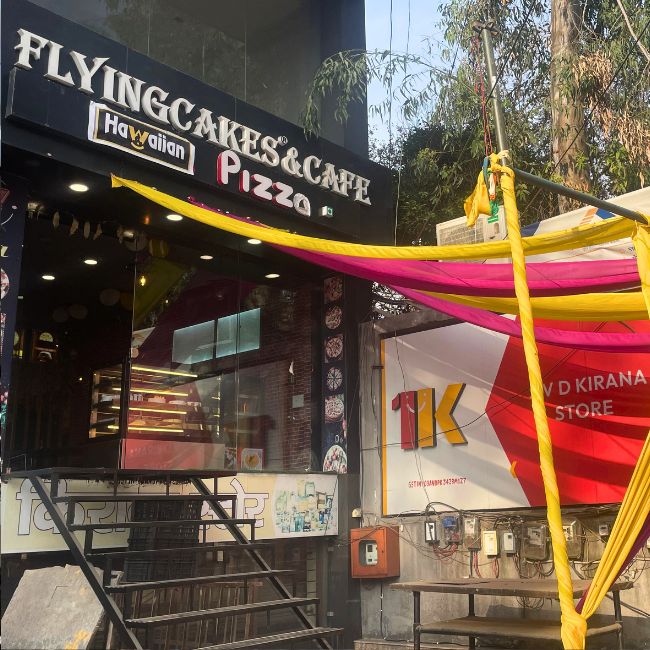 Hawaiian Pizza And Flying Cake